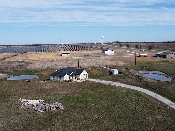 5th image of 1589 Stiles Rd