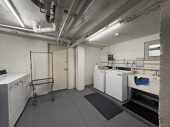 5th image of 80 Thompson St APT 18