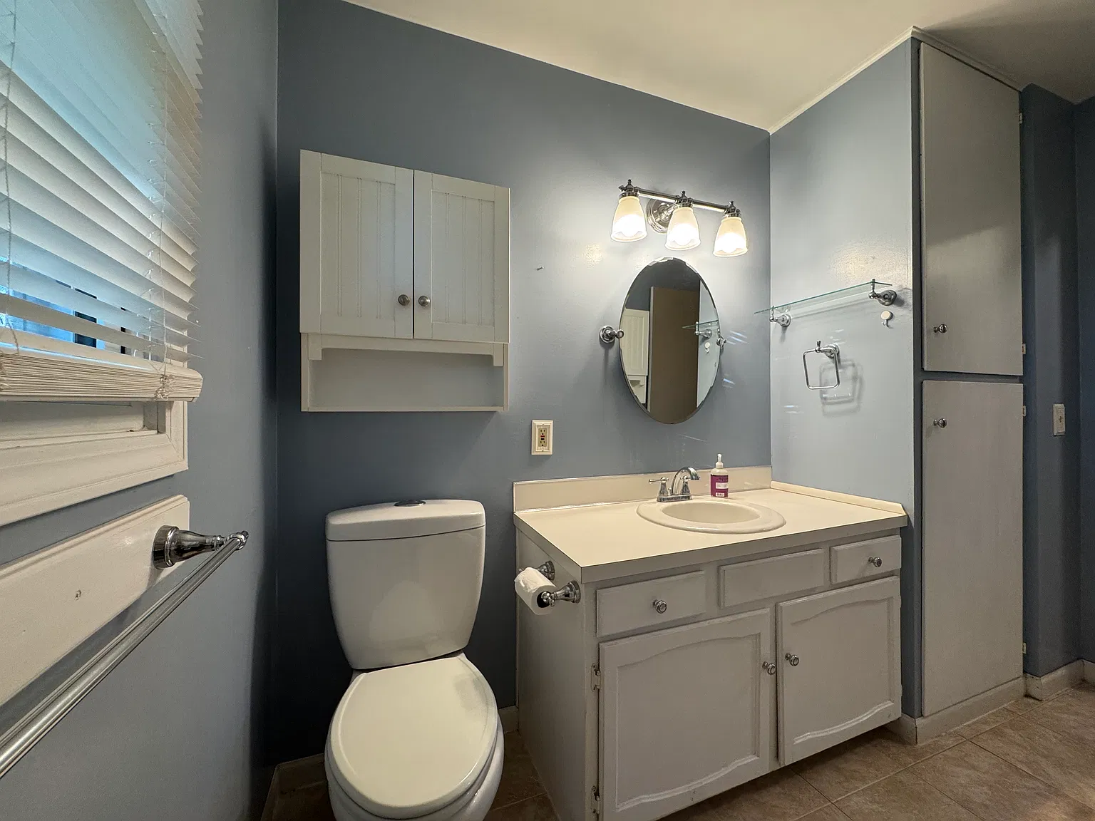 4489 Applewood Ave — Photo 2