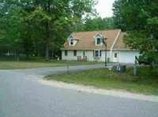 825 Deer Run Blvd, Prudenville, MI 48651