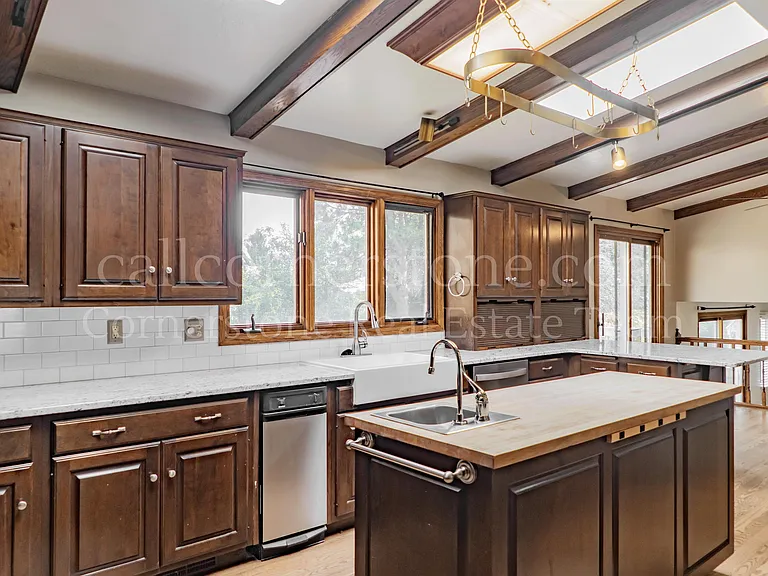 3427 Clubheights Dr — Photo 12