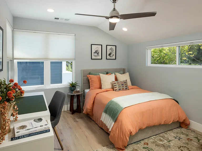 113 Seale Ave — Photo 42