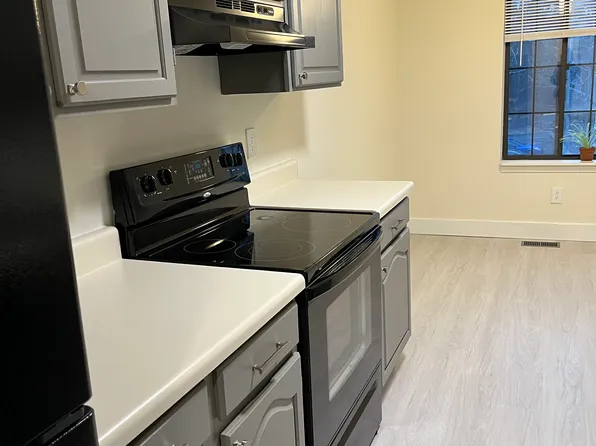 365 Mather St APT 88, Hamden, CT 06514