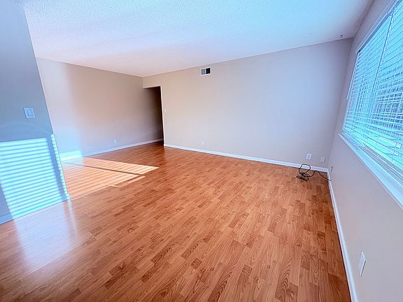 4th image of 5154 Connecticut Dr APT 4