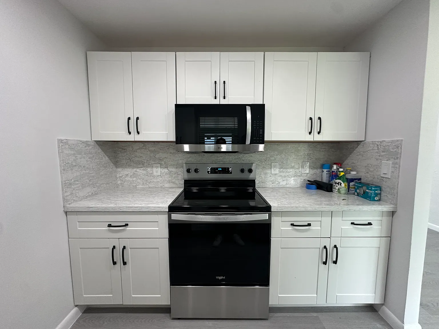 3 bed, 1200 sqft, $3,200 — Photo 3