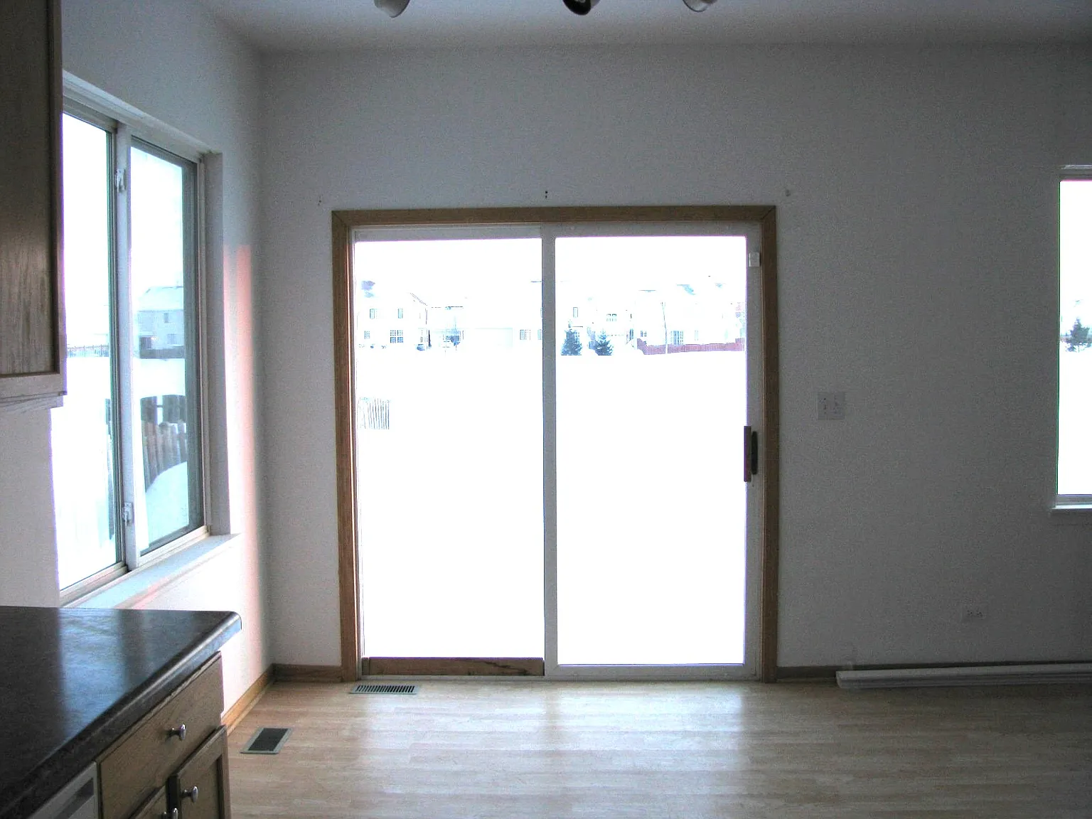 5 bed, 3.5 bath, 2500 sqft, $3,600 — Photo 4