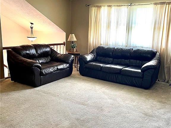 4th image of 601 Brentwood Dr W