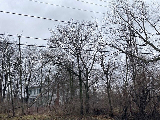 2nd image of 9312 Shermer Rd