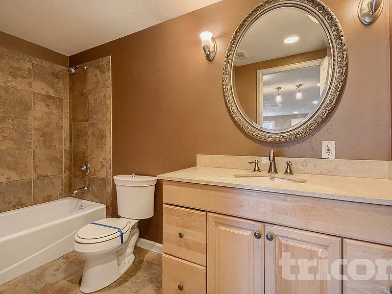 5971 S Zeno Ct — Photo 16