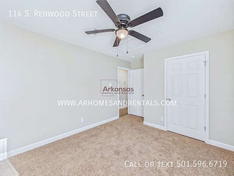 114 S Redwood St — Photo 10
