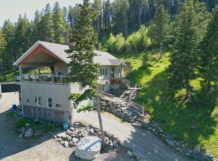 109 N Adanac Rise, Crowsnest Pass, AB T0K1C0