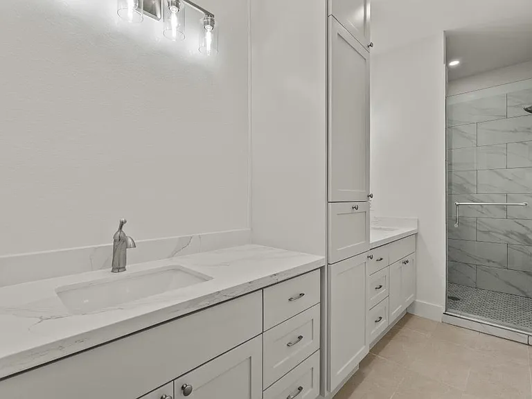 510 2nd St — Photo 22