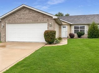 9130 Baker St, Merrillville, IN 46410