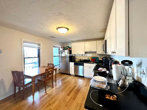 914 Dorchester Ave #3F, Dorchester, MA 02125