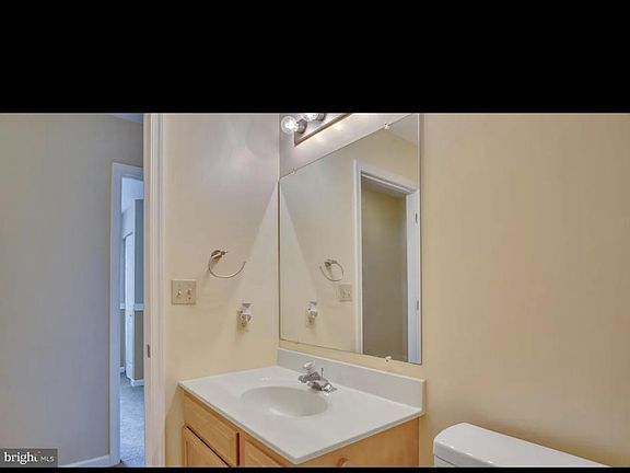 4th image of 2036 Wyatt Cir