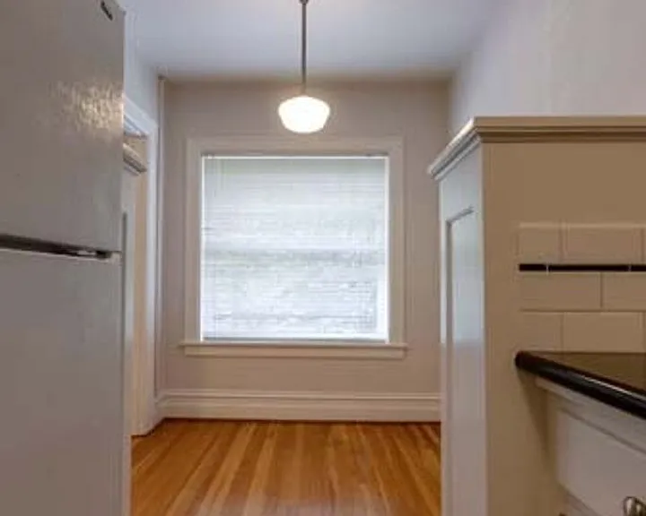 228 NW 22nd Ave — Photo 47