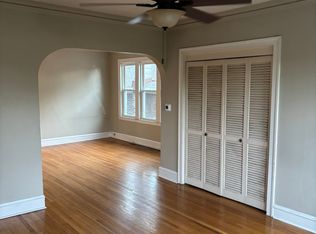 4931 W Ainslie St APT 2, Chicago, IL 60630