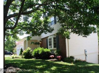 13707 Cabells Mill Dr, Centreville, VA 20120