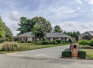 120 Hunters Ridge Ct, Roswell, GA 30076