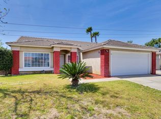 2895 W Mira Vista Dr, Rialto, CA 92377