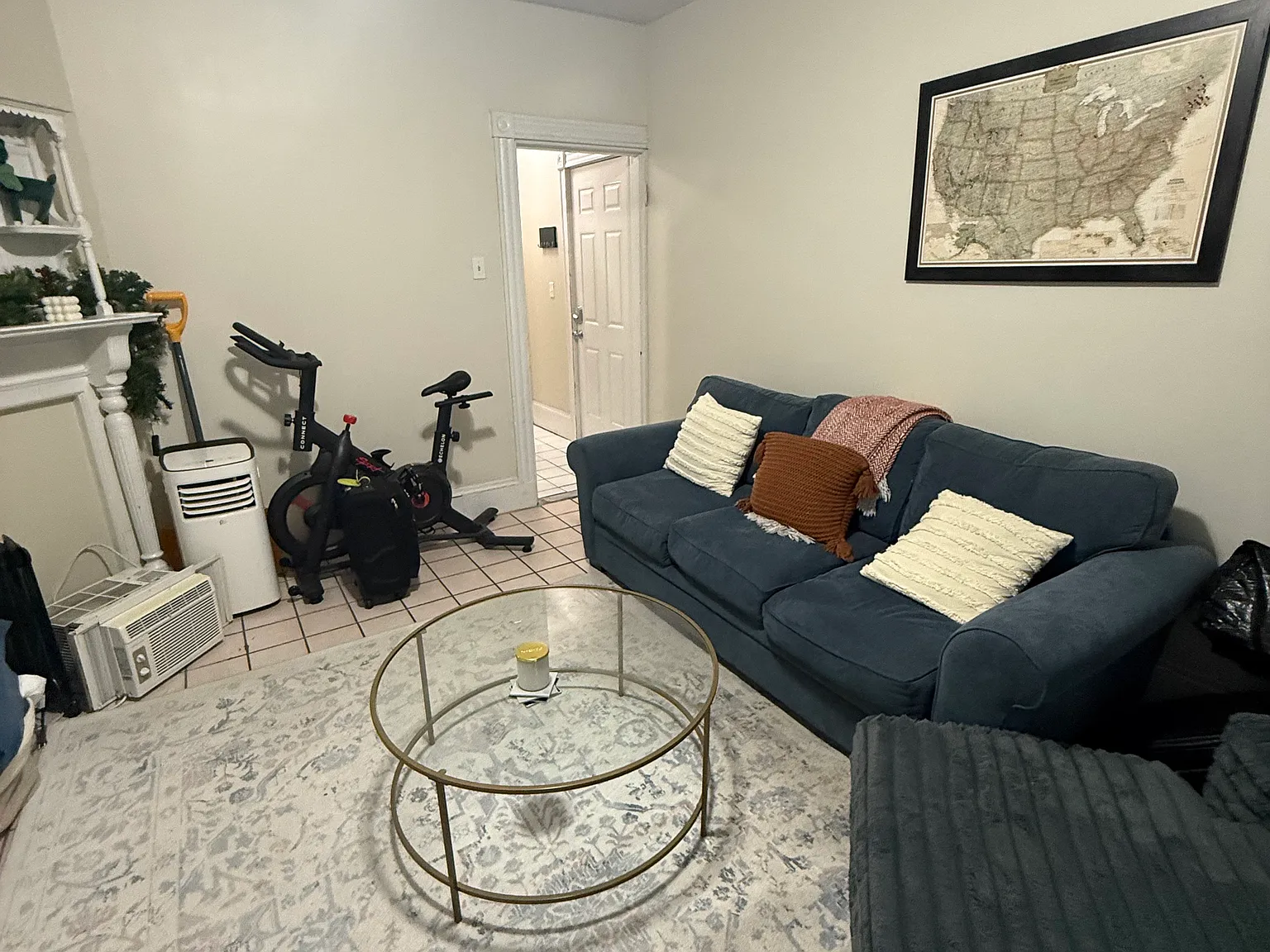 2 bed, 1000 sqft, $3,800 — Photo 2