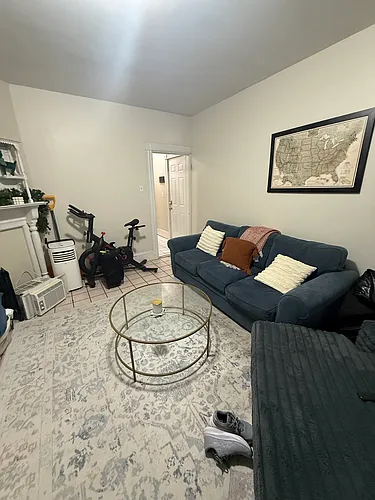 190 L St #1S Photo 1