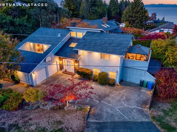 6728 Medd Rd, Nanaimo, BC V9V 1A1