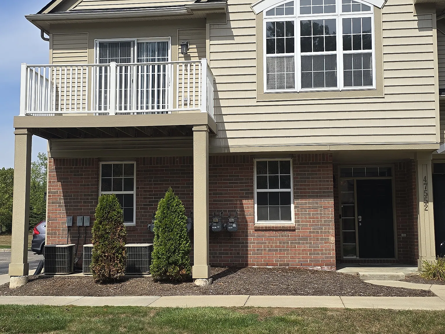 47552 Pembroke Drive — Photo 1