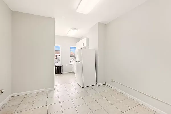 Rented by Compass | media 21