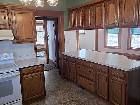 122 W Carson St, Carson City, MI 48811