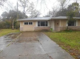 5010 Allen Dr, Beaumont, TX 77708