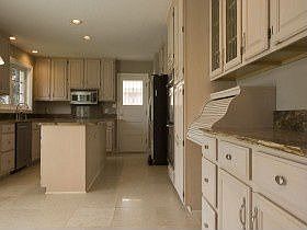 5th image of 2797 Sommet Dr
