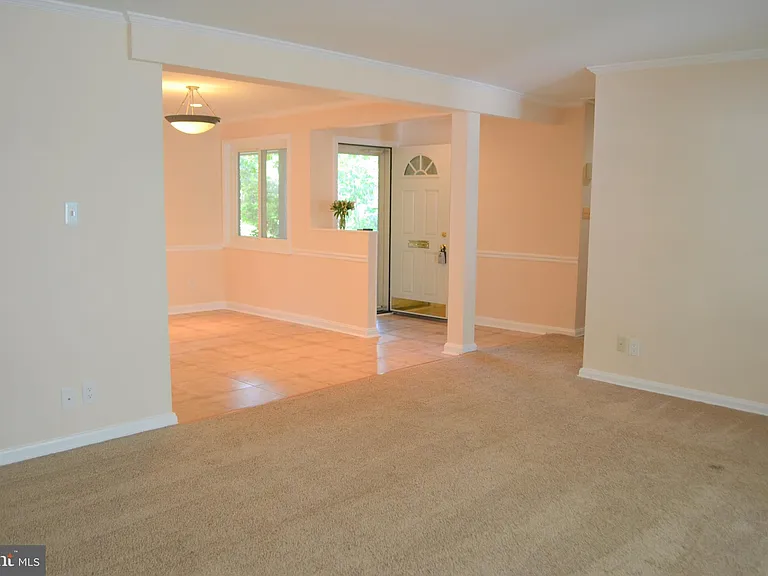 3809 Whispering Ln — Photo 6
