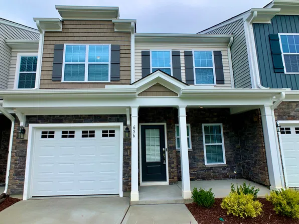 656 Barneswyck Dr, Fuquay Varina, NC 27526