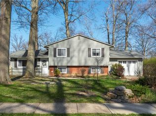 231 Beachwood Ave, Avon Lake, OH 44012