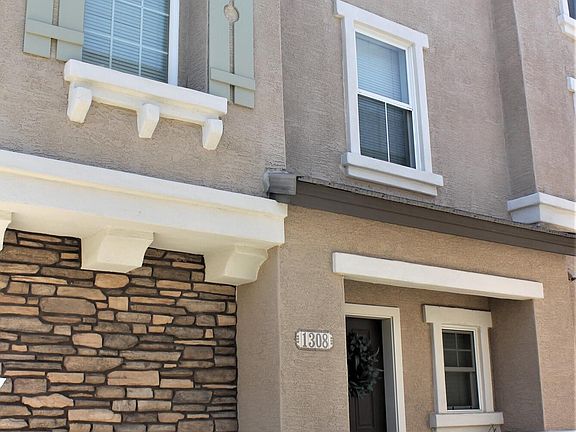 3rd image of 1308 S SABINO Drive