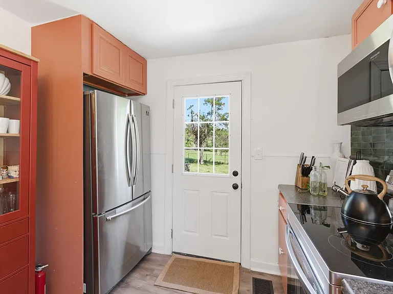 926 Idlewild Dr — Photo 8