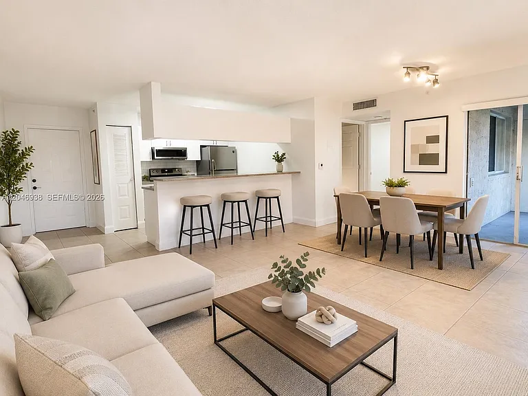 430 S Park Rd #3110 — Photo 5
