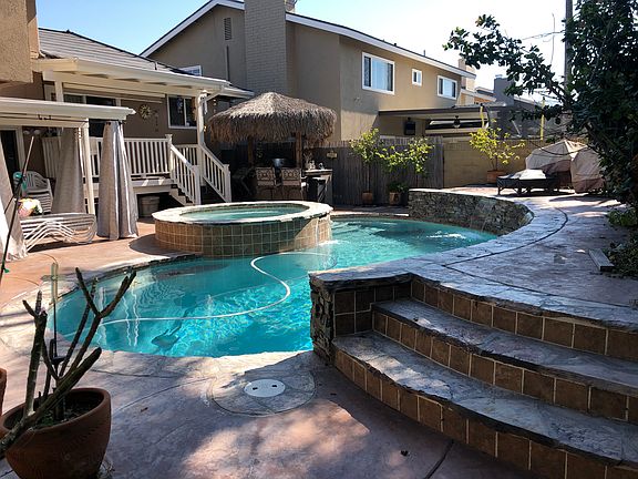 2nd image of 3281 Julian Ave