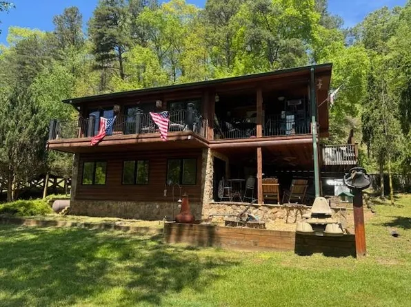 160 Megan Dr, Cleveland, GA 30528