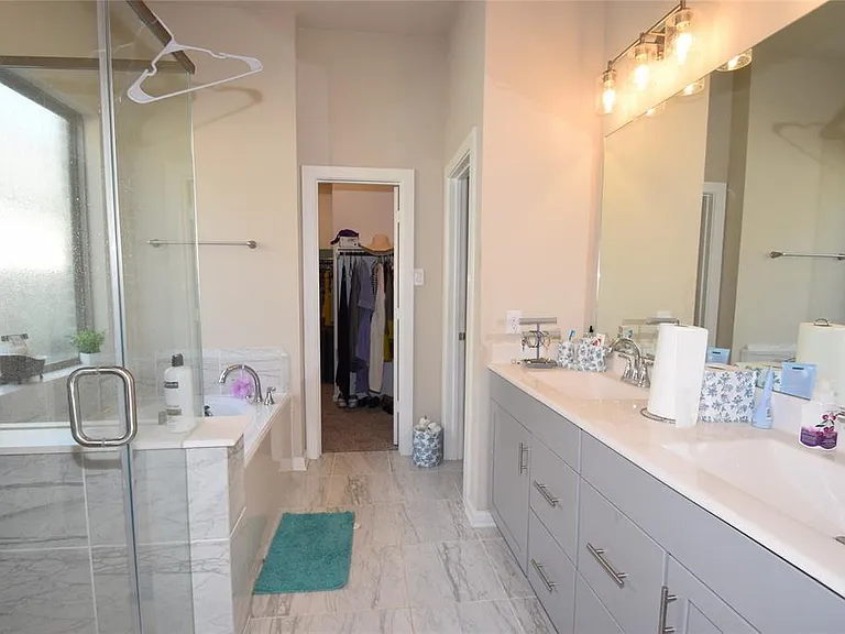 917 Crystal Bend Ln — Photo 14