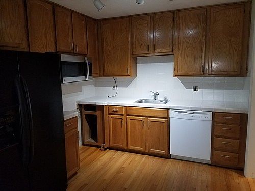 2nd image of 1117 Tennessee St #2