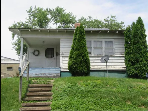 71 E Berkley St, Zanesville, OH 43701