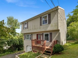 40 John St, Naugatuck, CT 06770