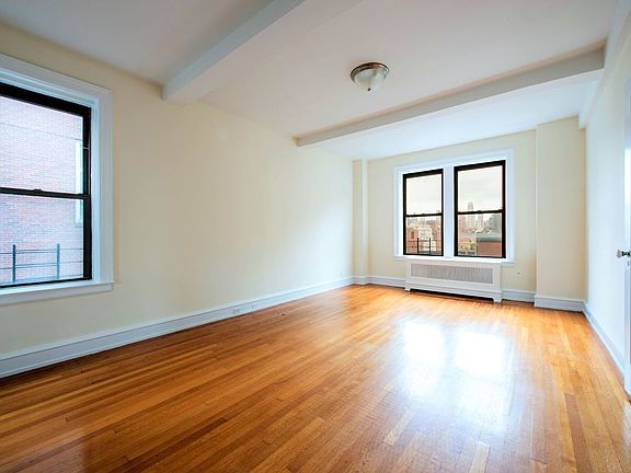 4th image of 115 E 86th St #121