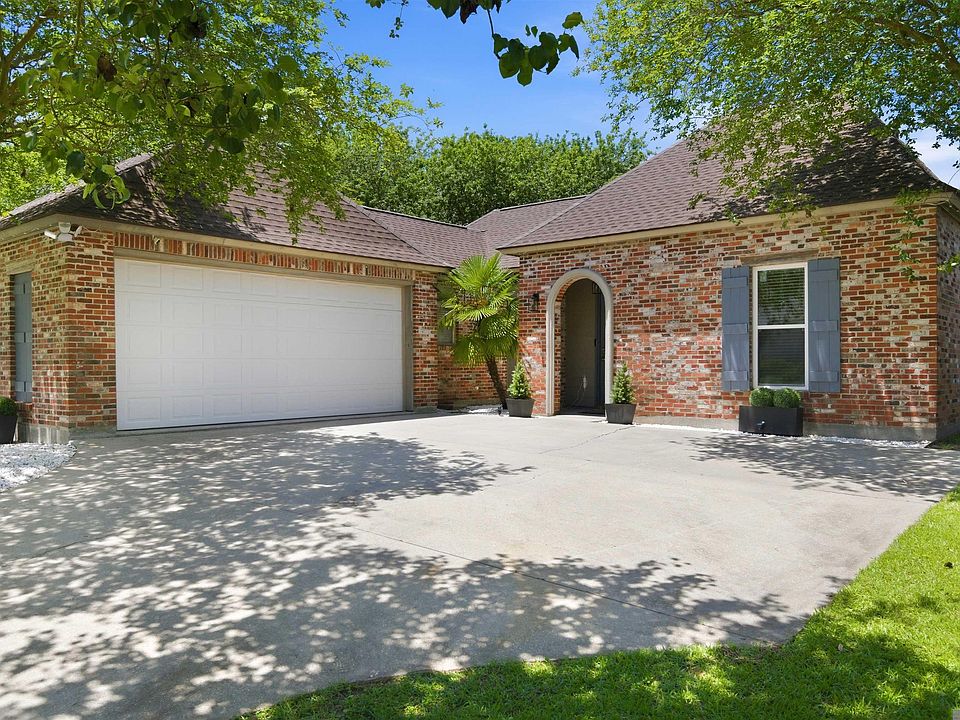 1st image of 10529 Springpark Ave