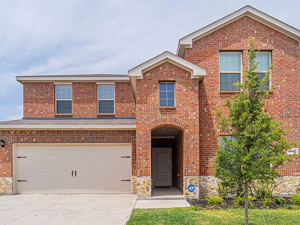1st image of 3037 Zinnia St