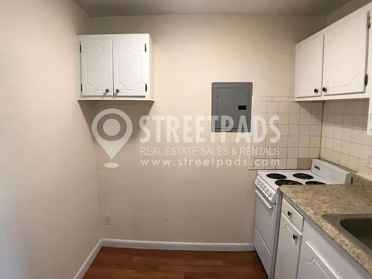 1317 Commonwealth Ave #304 — Photo 5