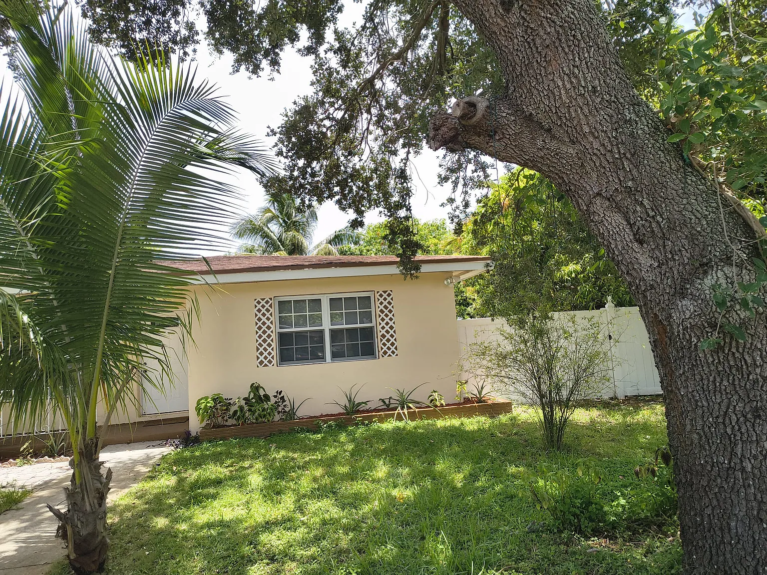 3 bed, 1514 sqft, $3,900 — Photo 4