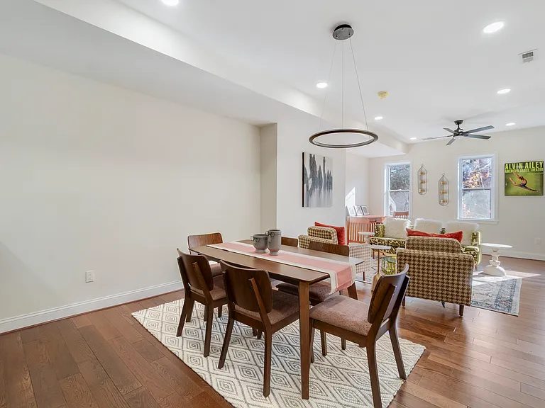 320 E Lanvale St #2 — Photo 12